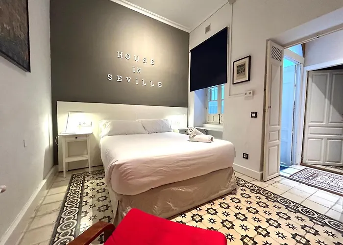 Home In Seville V33-B